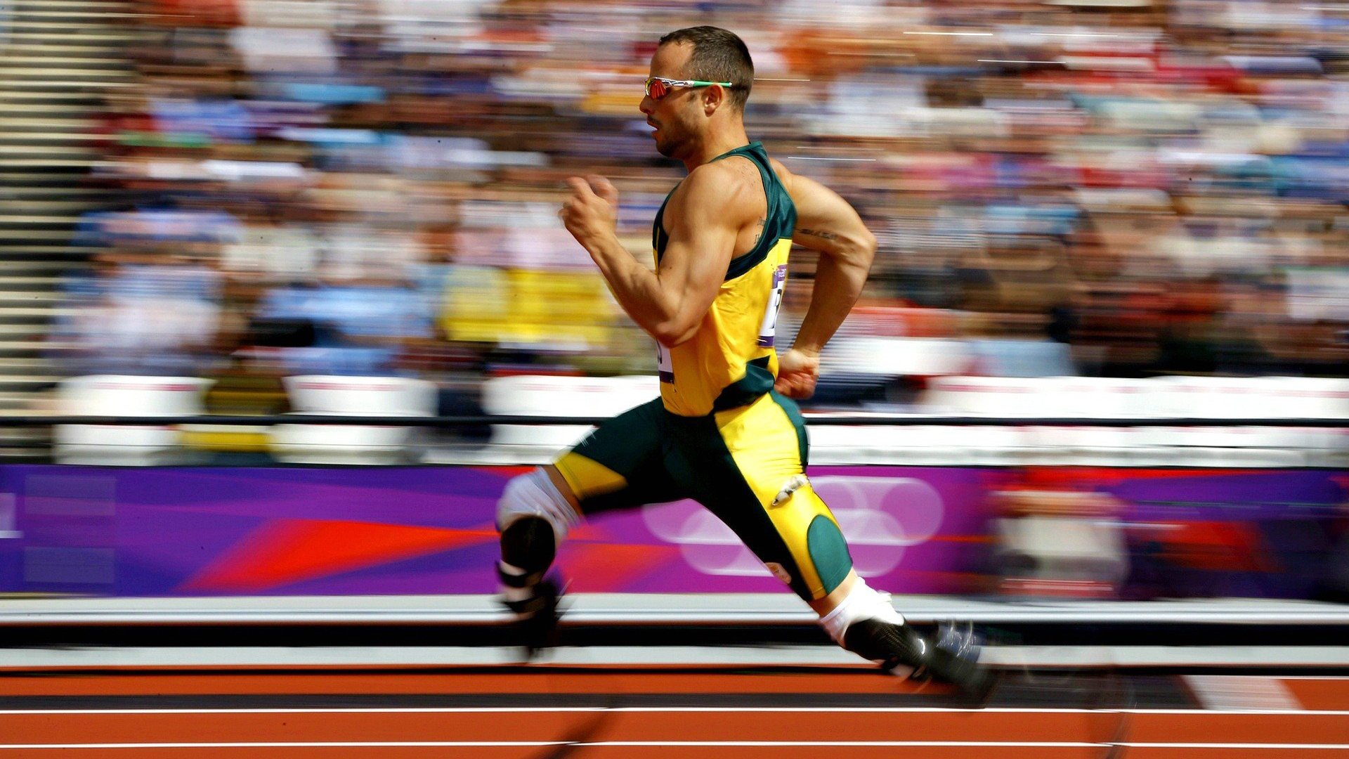 萨默·麦金托什突破自我刷新赛会纪录,麦金托什海报